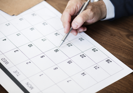 Imagen de calendario (imagen de rawpixel.com en Freepik)